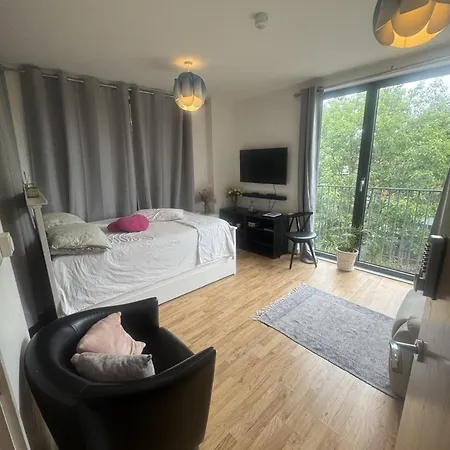 Studio Apartment In Notting Hill